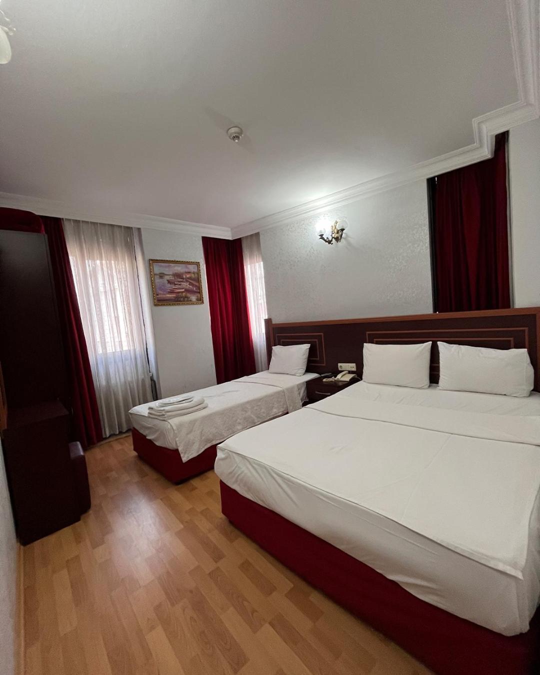 Red White Hotel Istambul Exterior foto